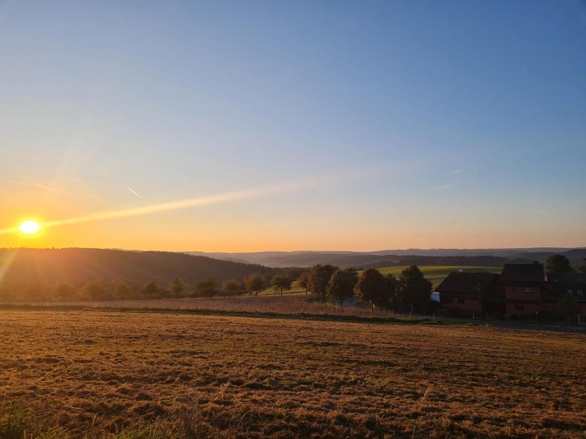 Ferienwohnung Im Wispertaunus Dickschied Bagian luar foto